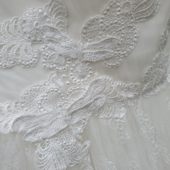 Melissa Sweet altered to an 8 Wedding Gown. - Picture 11 of 12